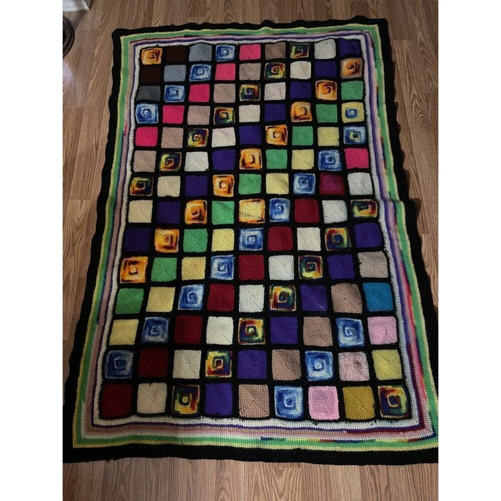 Vintage Handmade 57x37